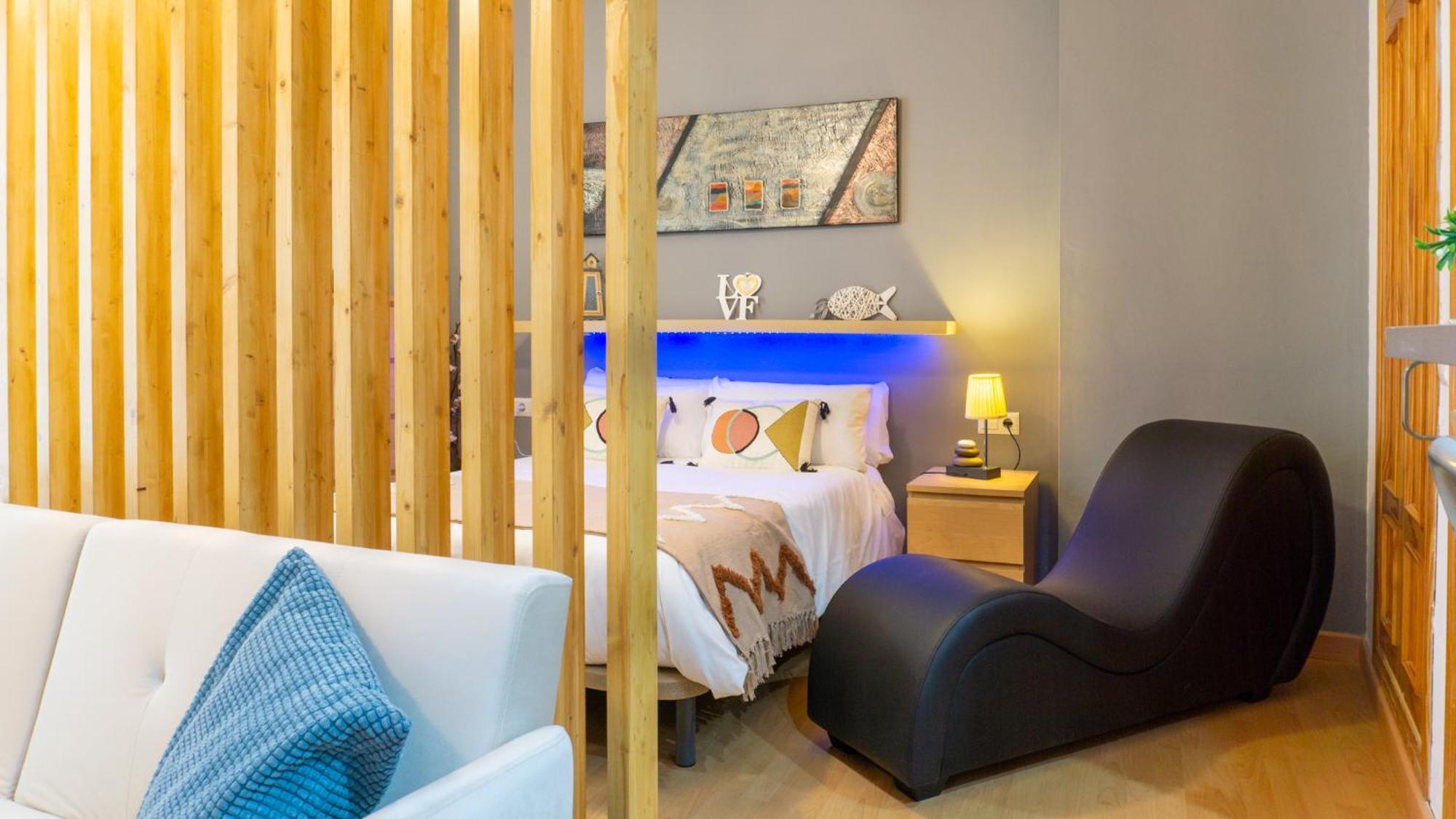 Love Apartment Malaga Center Bagian luar foto