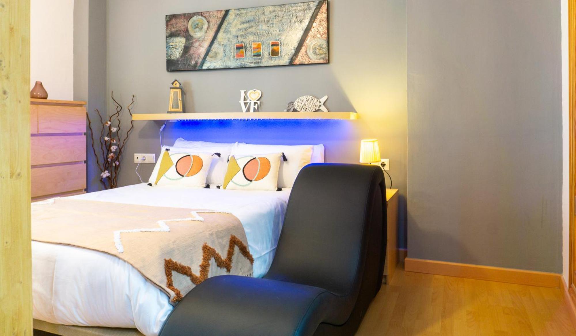 Love Apartment Malaga Center Bagian luar foto