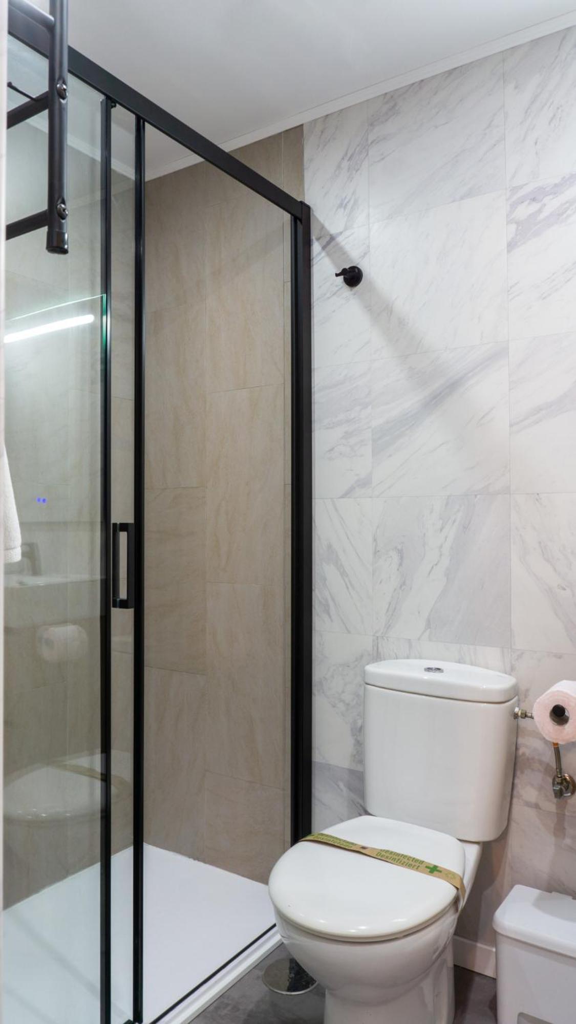 Love Apartment Malaga Center Bagian luar foto